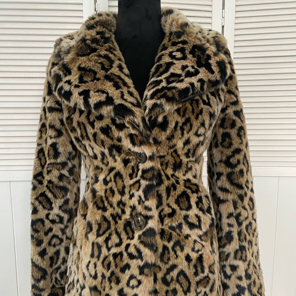 Faux Fur Leopard Jacket coat from GUESS size S